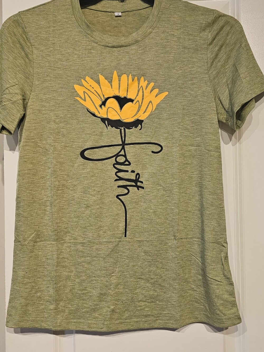 Basic Olive Green Crew Neck Tee